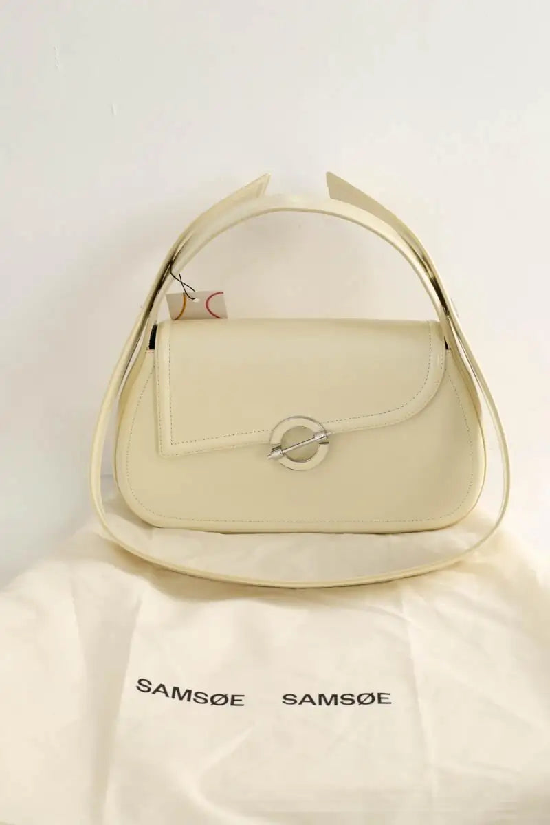 Sac porté épaule Samsoe Samsoe Sahero Ecru en Cuir verni