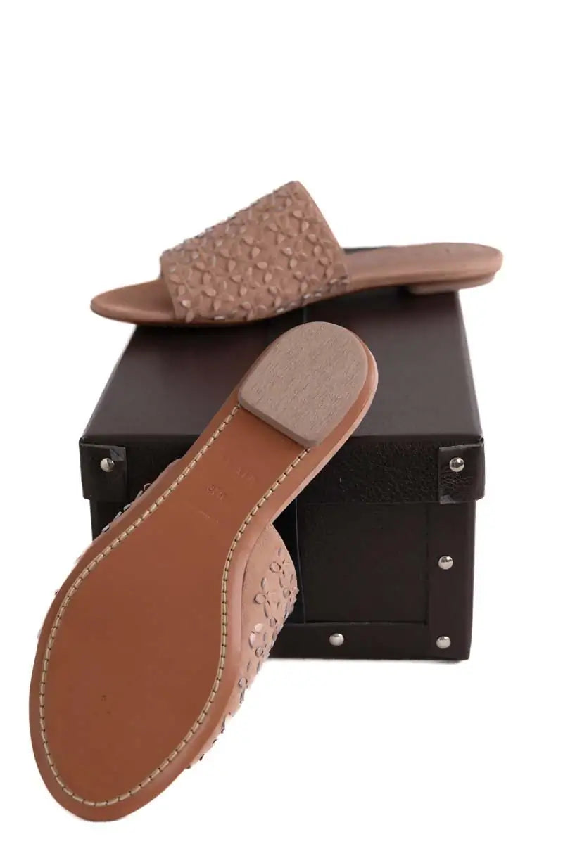 Sandales Alaïa sandales chamois + vernis chair Beige en Cuir