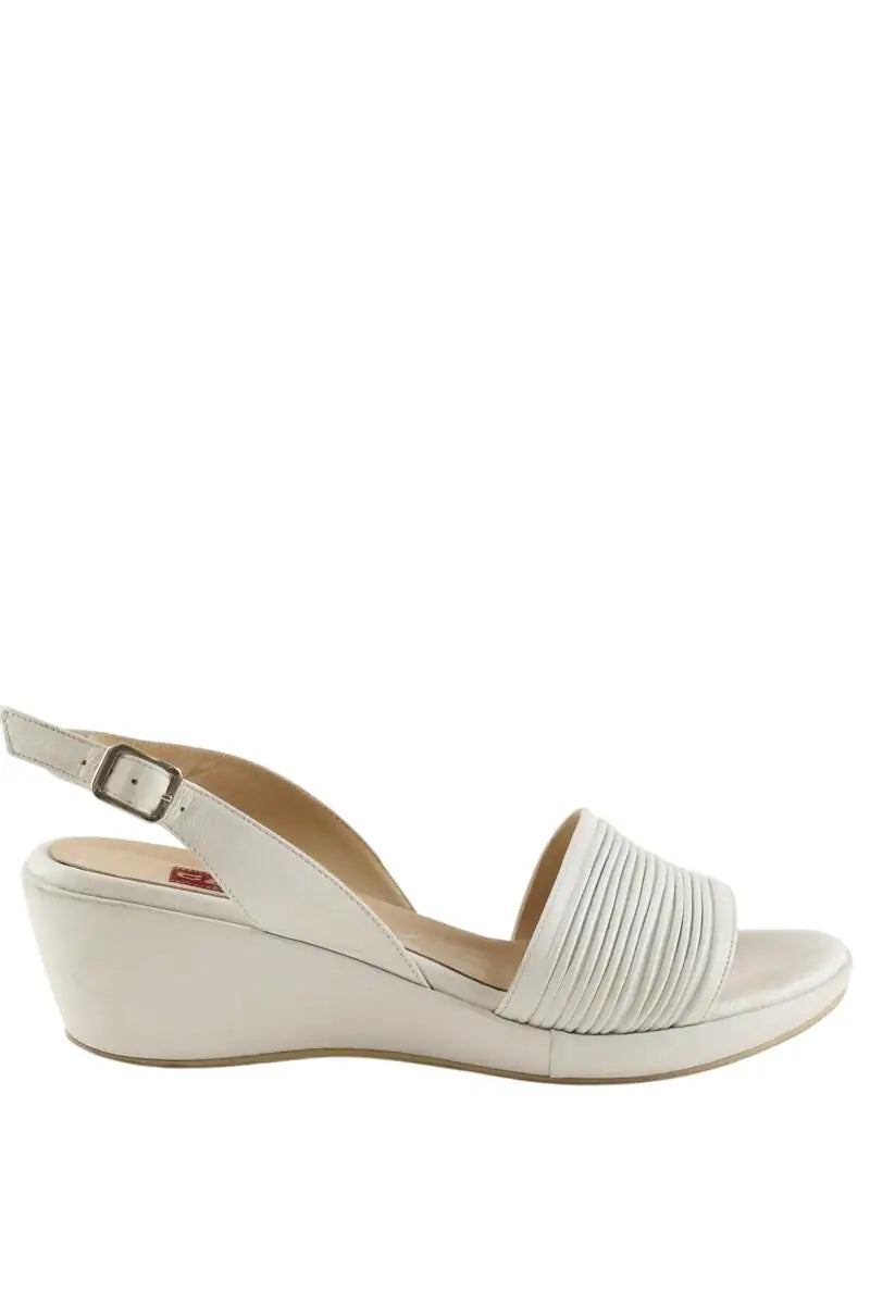 Sandales Carel Blanc en Cuir, taille 39 - Seconde Main