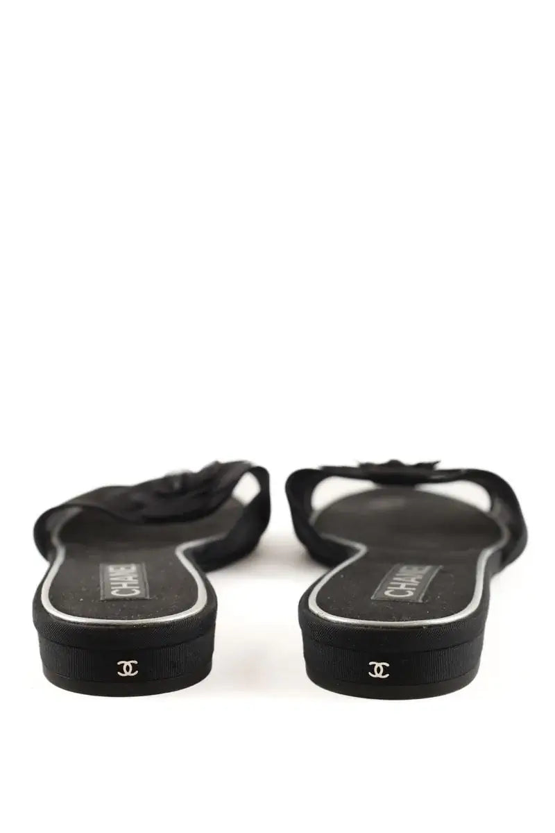 Sandales Chanel Noir en Tissu