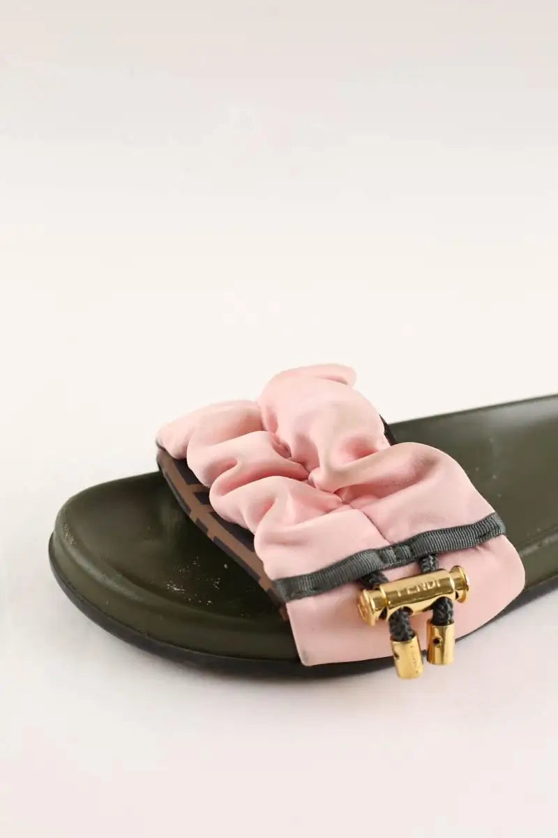 Sandales Fendi Kaki en Cuir