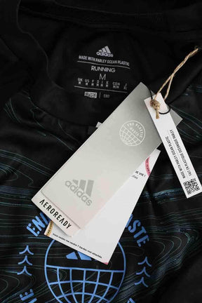 T-shirt Adidas Noir en Polyester