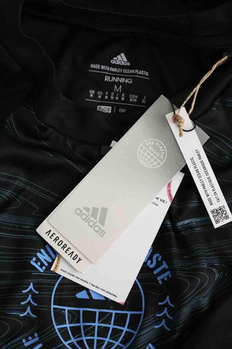 T-shirt Adidas Noir en Polyester