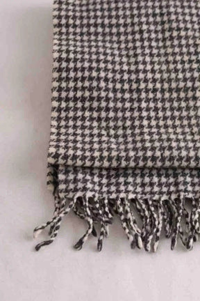 Foulard Sézane Noir en Laine