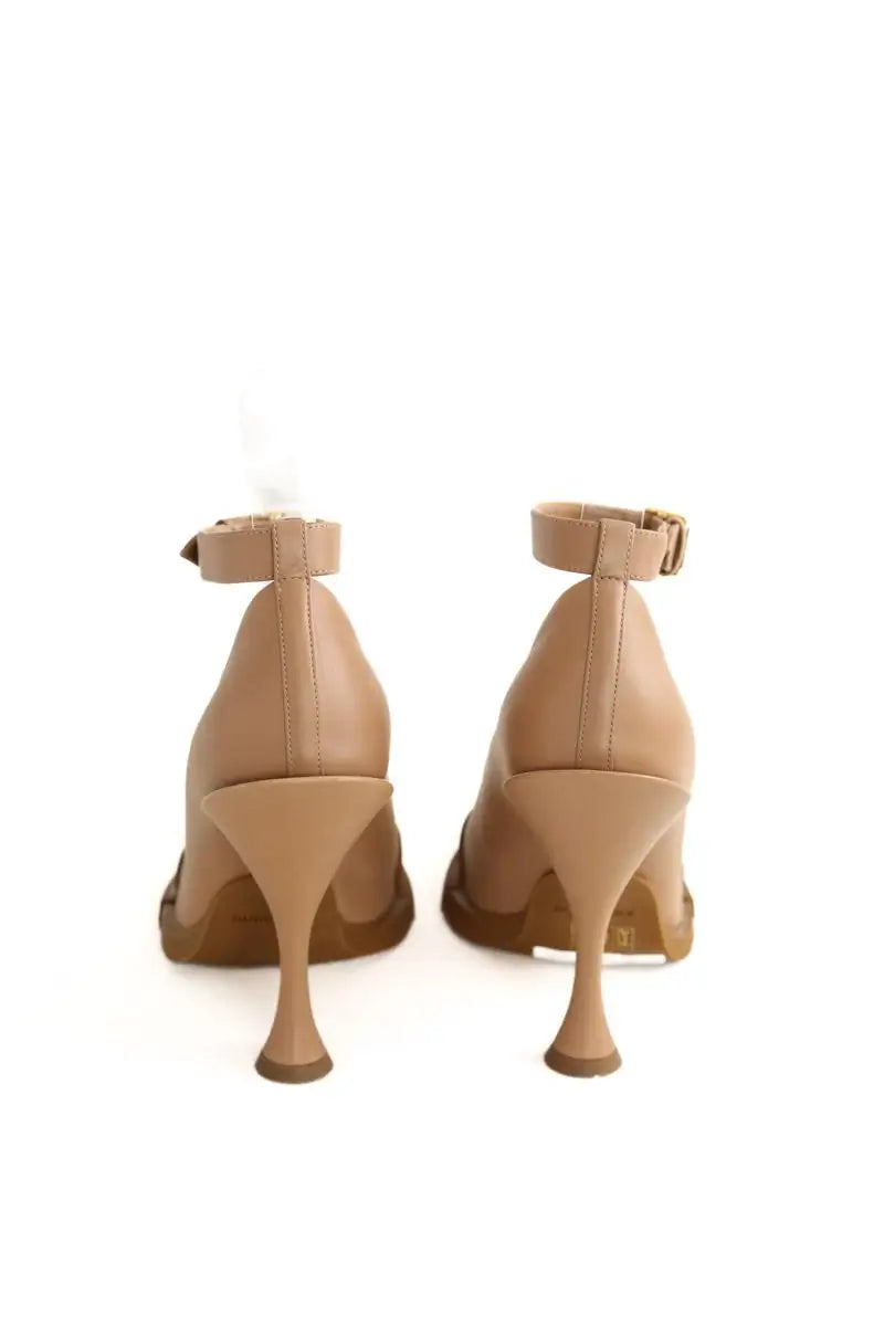 Talons Burberry Marron en Caoutchouc