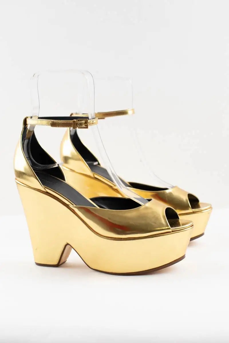 Talons Celine Doré en Cuir