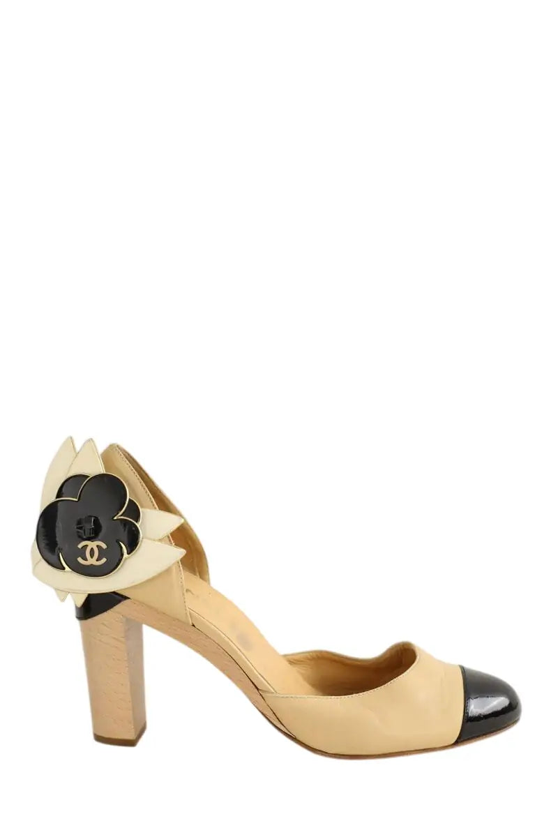 Talons Chanel Beige en Cuir, taille 41 - Seconde Main