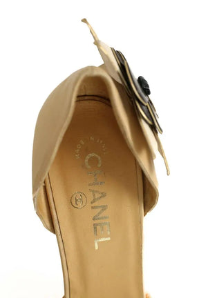 Talons Chanel Beige en Cuir