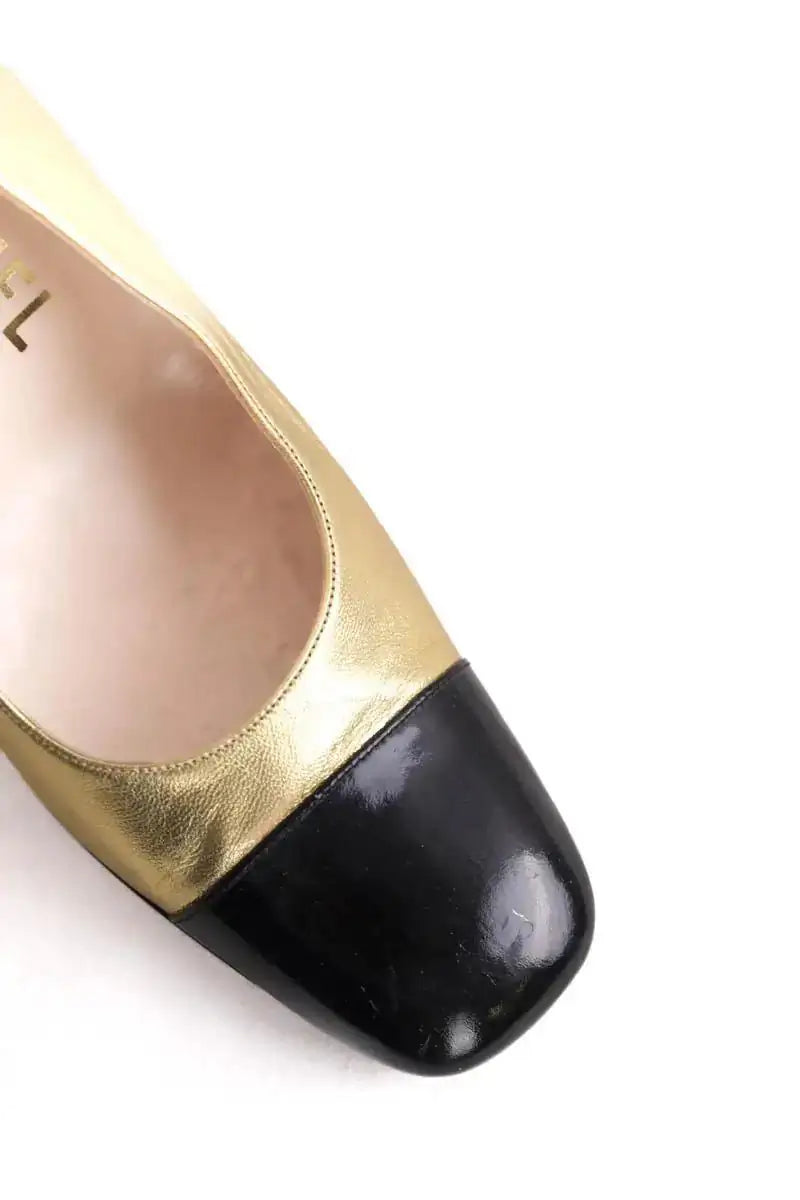 Talons Chanel Doré en Cuir