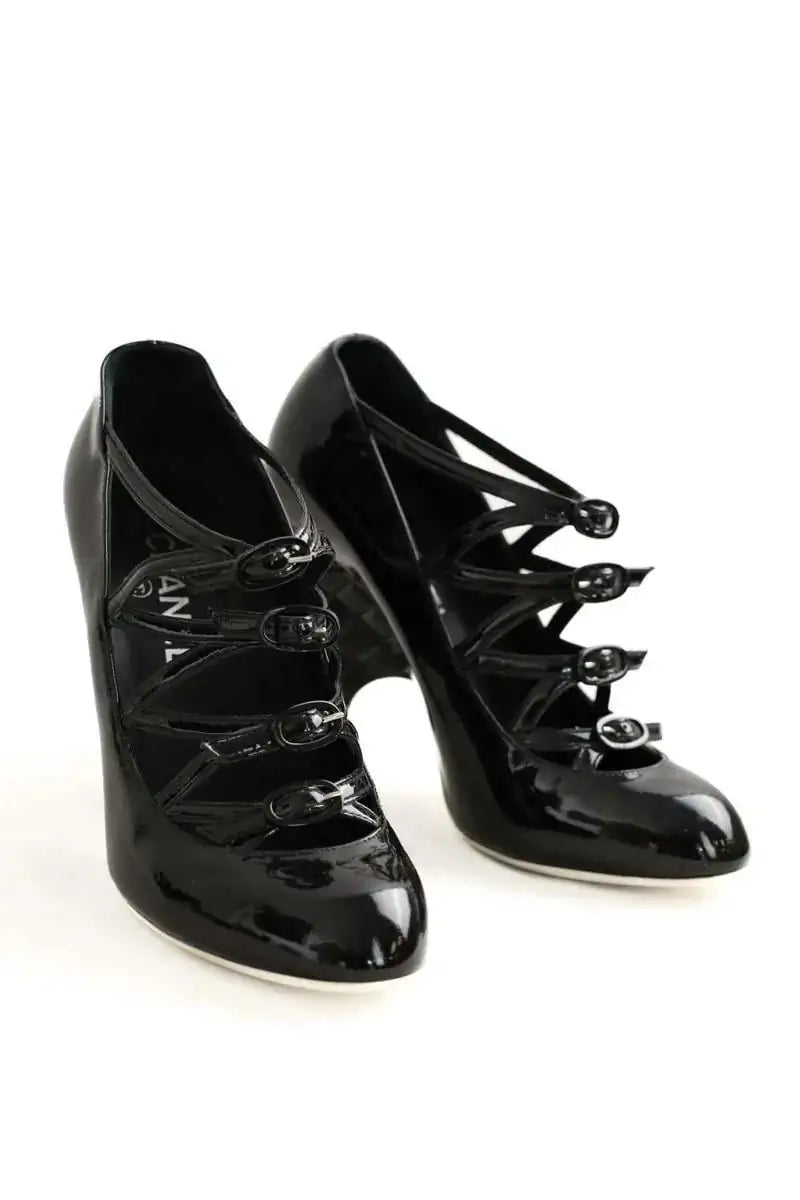 Talons Chanel Noir en Cuir verni