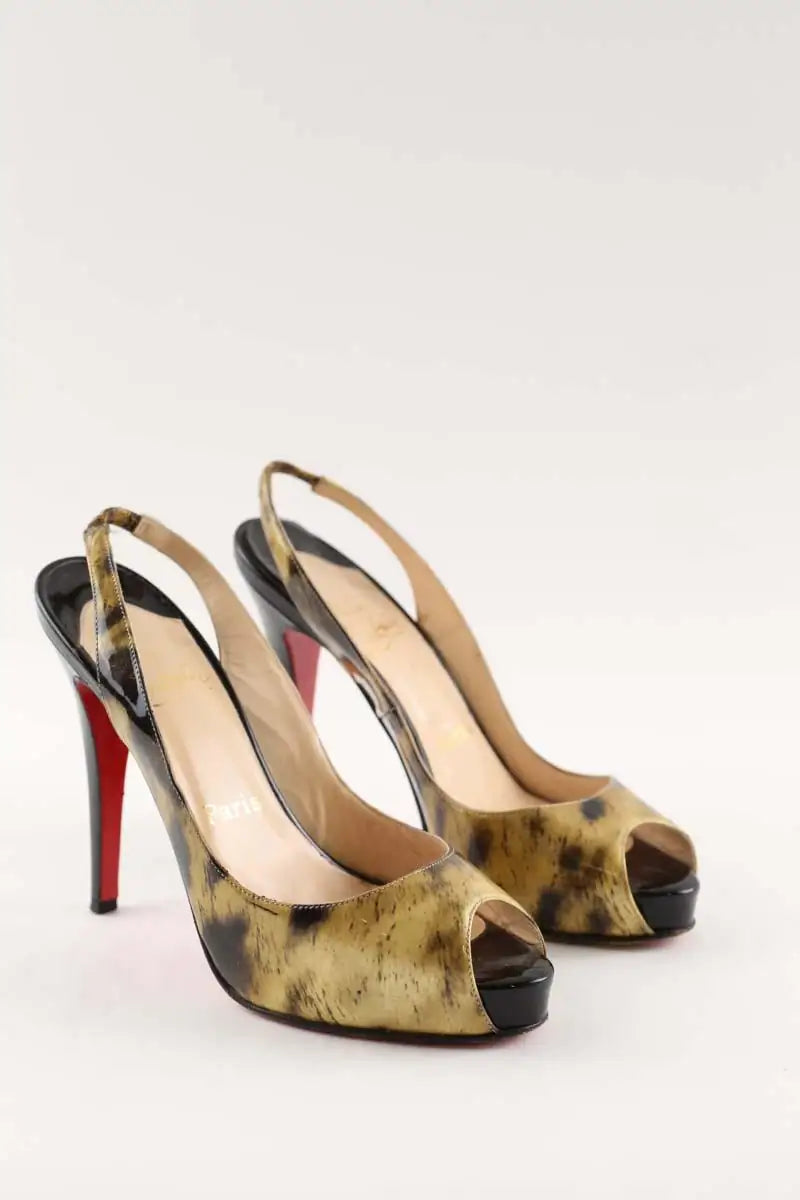 Talons Christian Louboutin Doré en Cuir