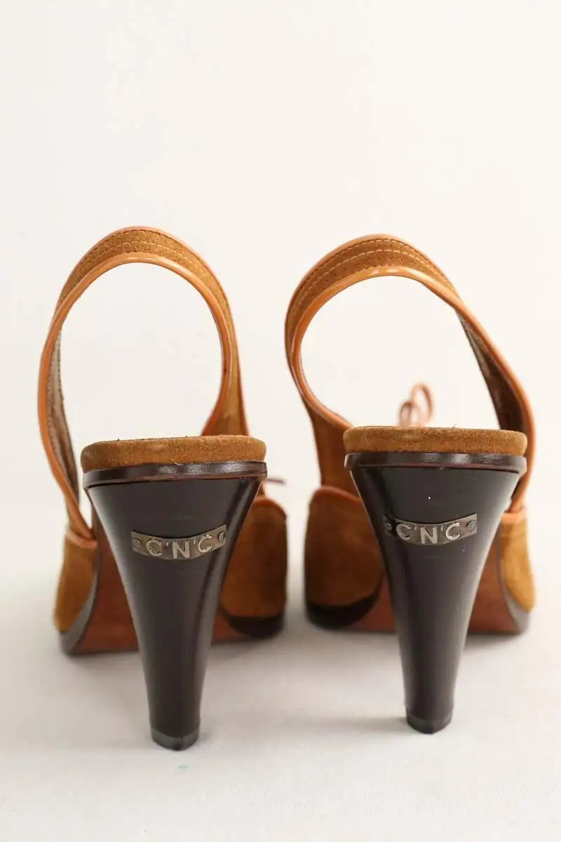 Talons Costume National Camel en Daim