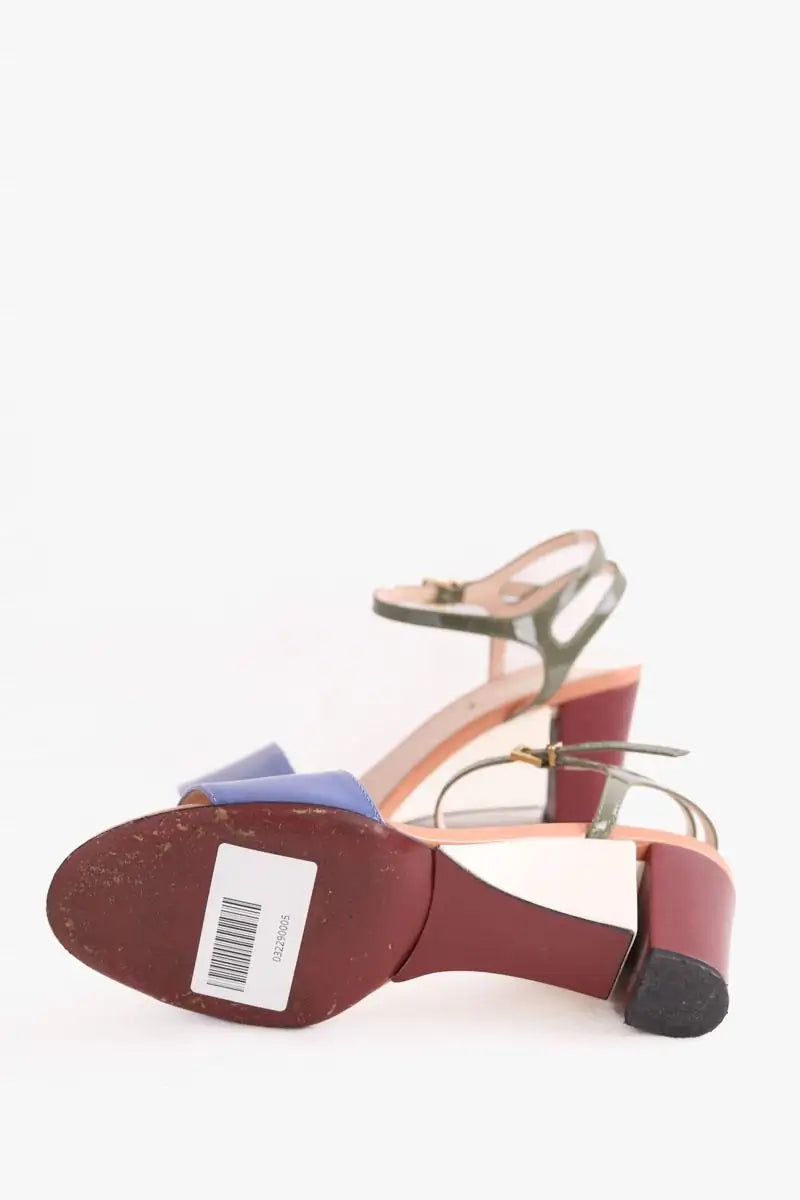 Talons Fendi Beige en Cuir