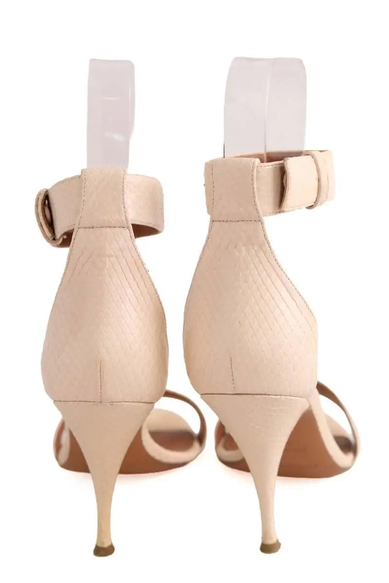 Talons Givenchy Ecru en Cuir