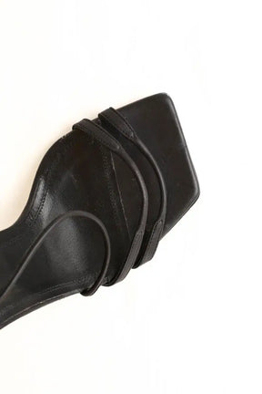 Talons Iro Noir en Cuir