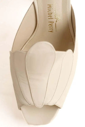 Talons Michel Perry Ecru en Cuir