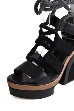 Talons Pierre Hardy Noir en Tissu