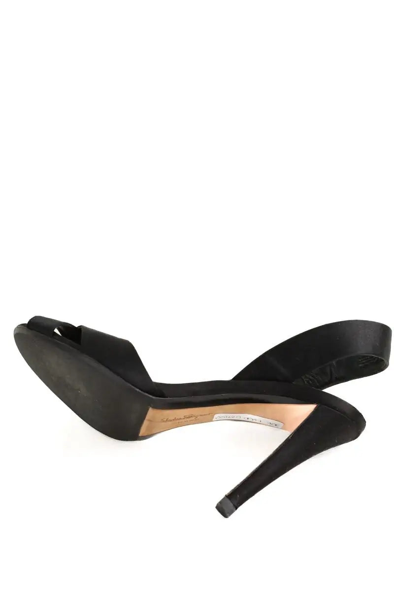 Talons Salvatore Ferragamo Noir en Cuir