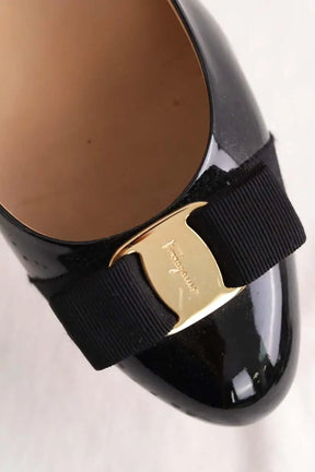 Talons Salvatore Ferragamo Noir en Cuir verni