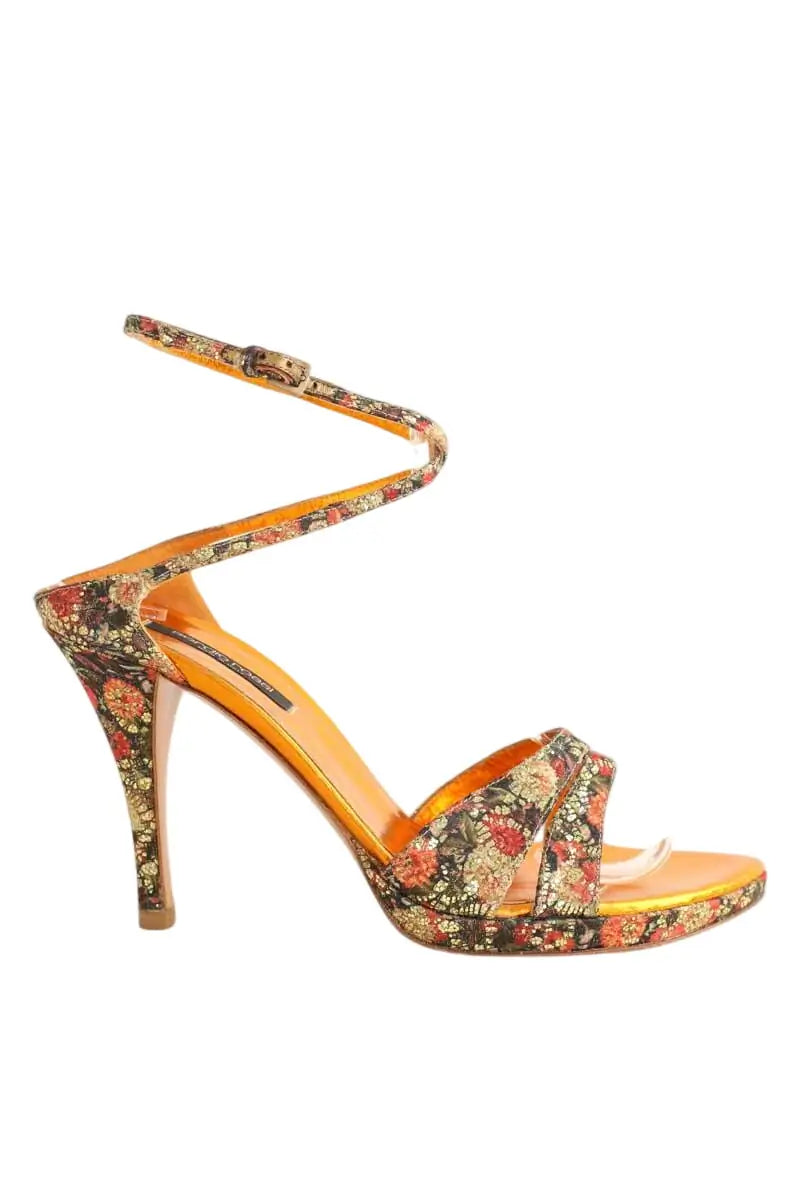 Talons Sergio Rossi Doré en Tissu, taille 40 - Seconde Main