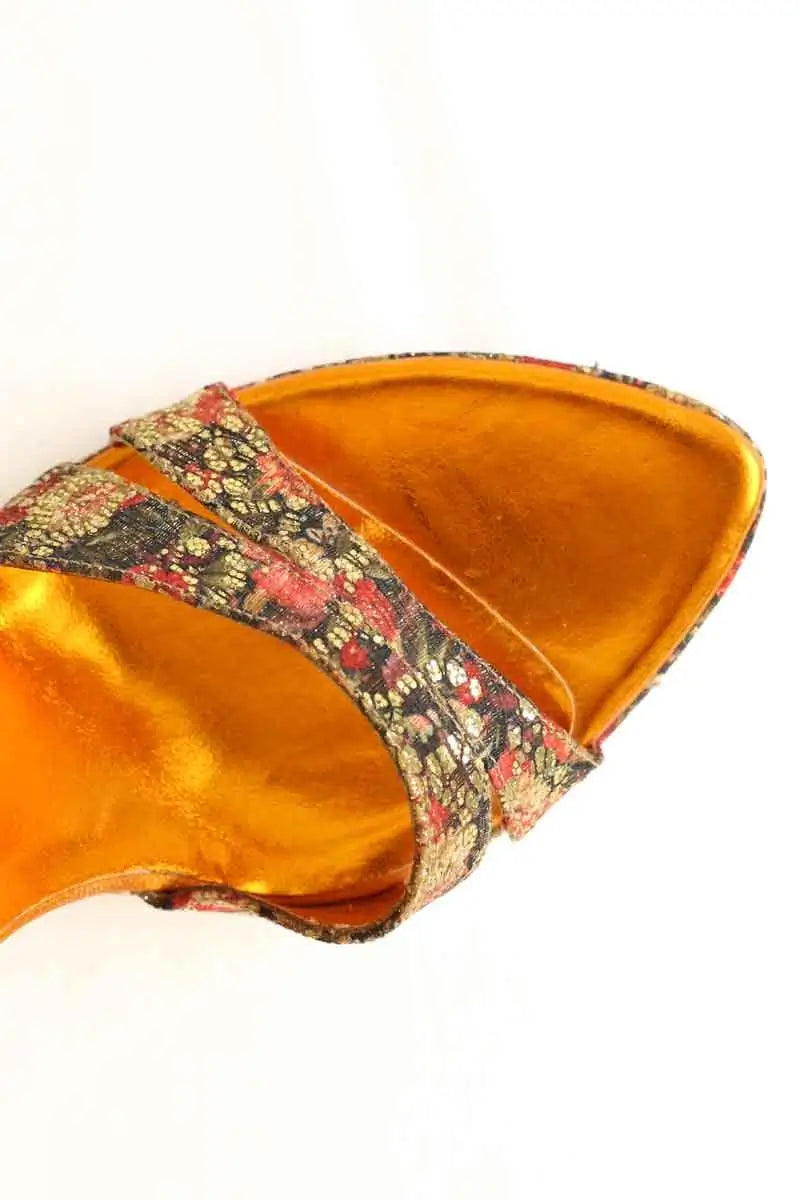 Talons Sergio Rossi Doré en Tissu