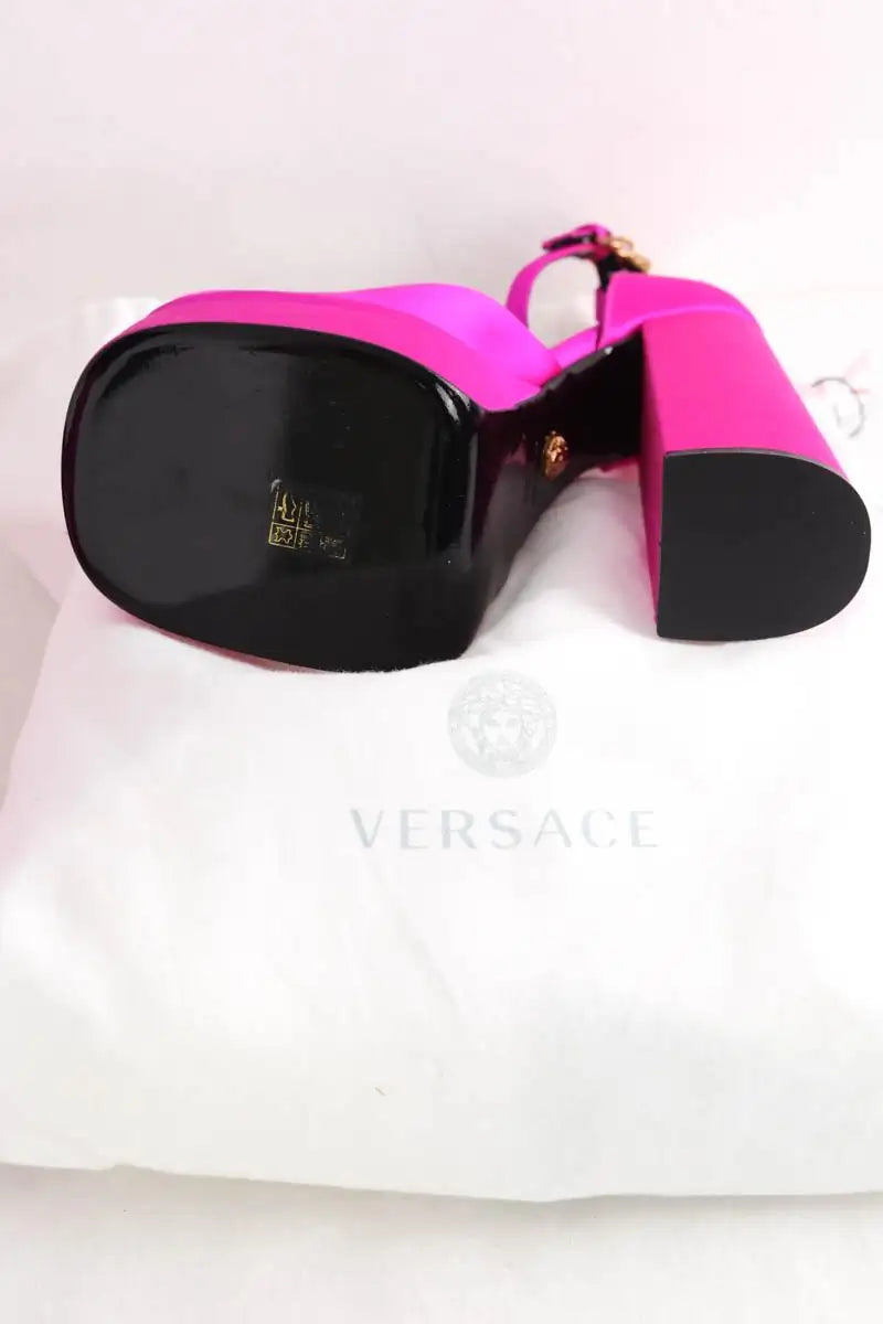 Talons Versace Medusa Aevitas Rose en Tissu