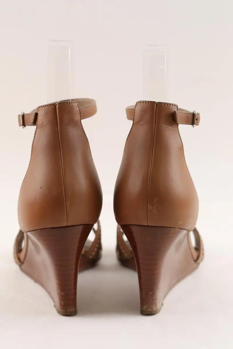 Tongs Hermès Marron en Cuir