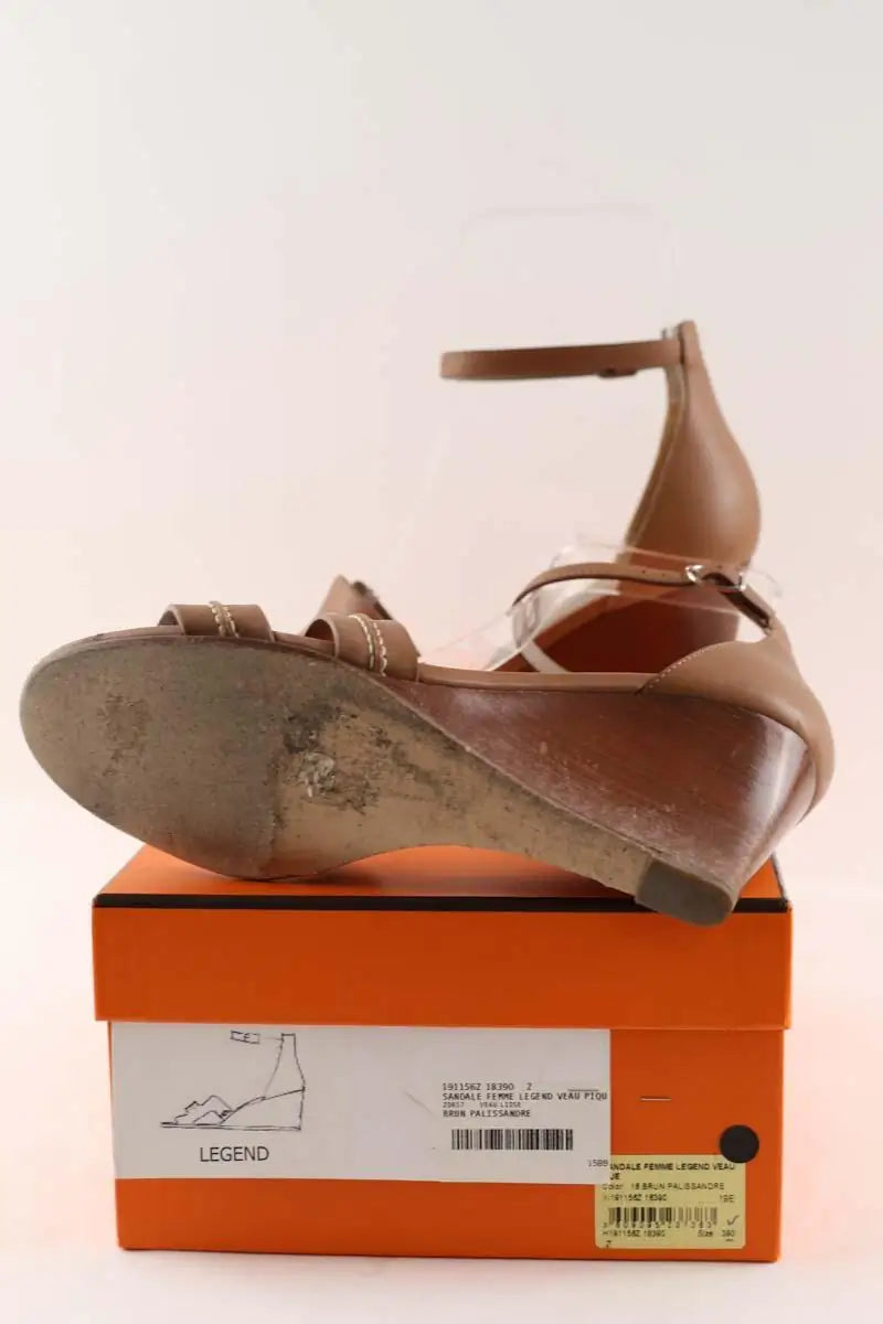 Tongs Hermès Marron en Cuir