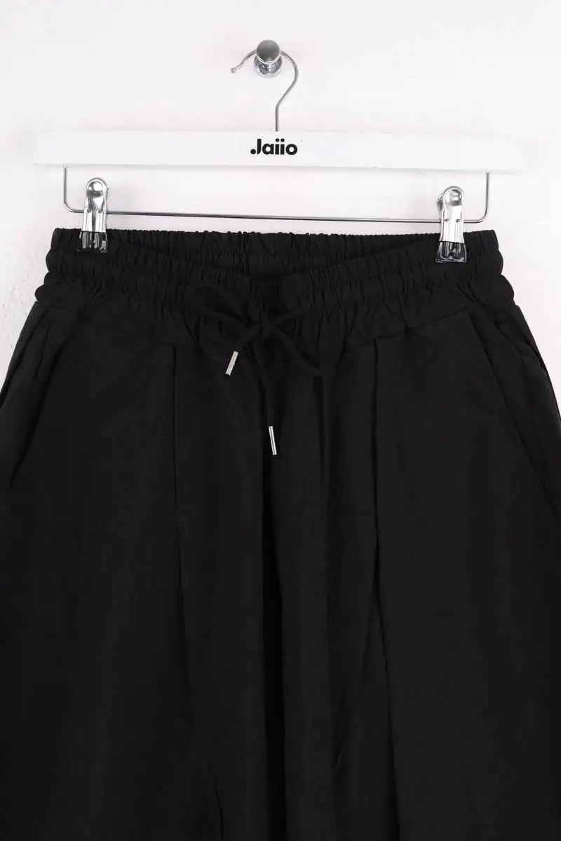 Pantalon droit The Frankie Shop Belem drawstring pants Noir en Synthétique
