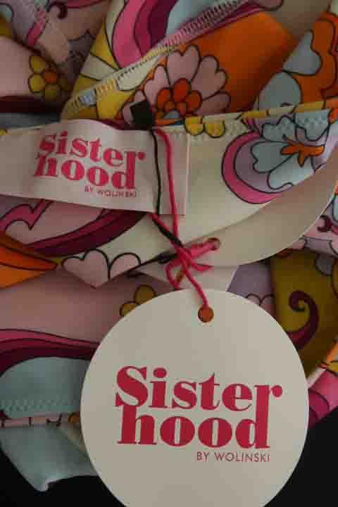 Autres Sisterhood By Wolinski  Other Multicolore