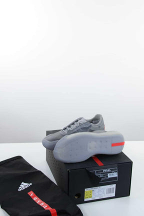  Prada  Gris