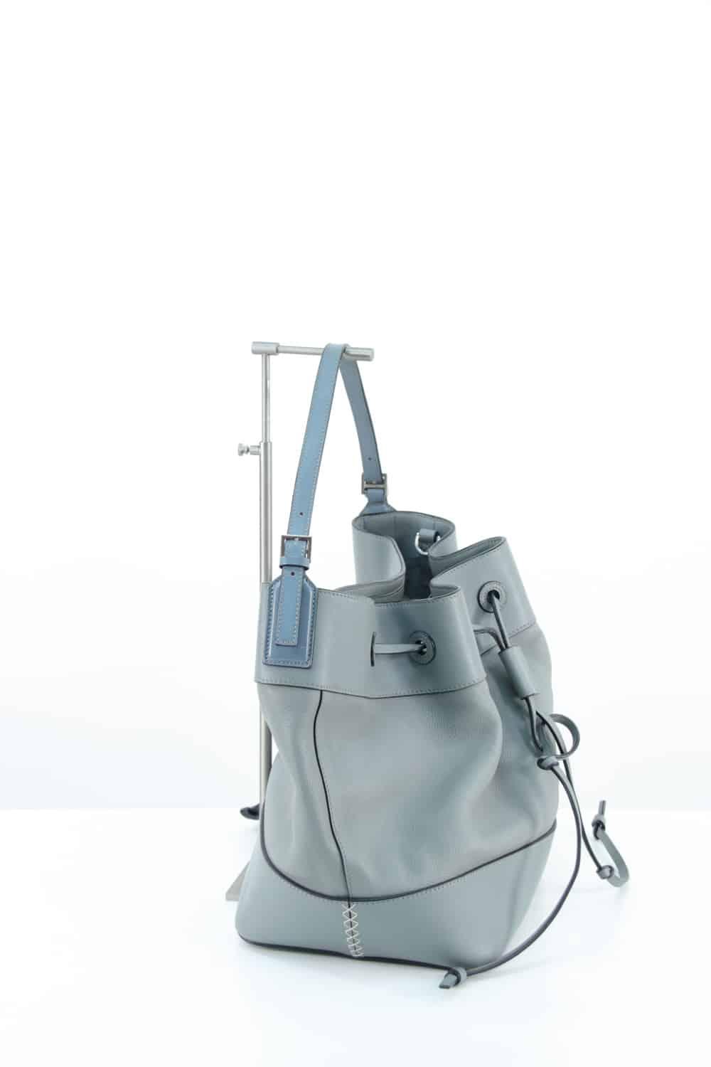  Loewe  Gris