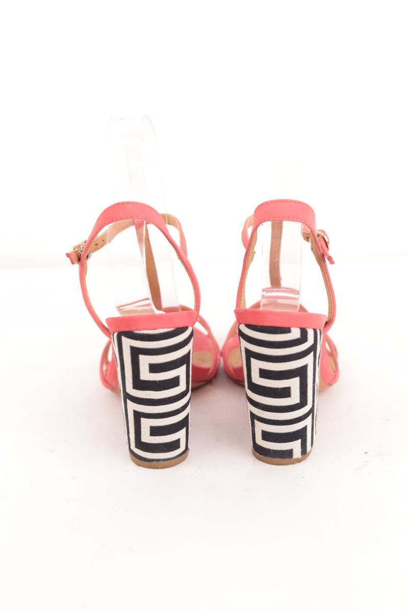 Talons Schutz  Rose